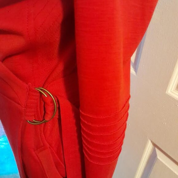 Diane Von Furstenberg Wrap Biker Red Wrap Dress 100% Wool Size 8 - Picture 4 of 9